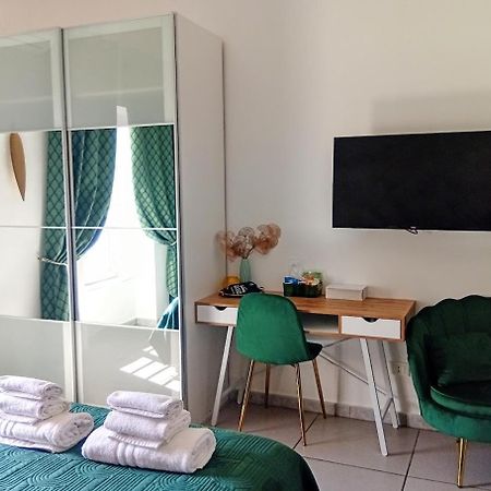 Megaride Santa Lucia Bed & Breakfast Naples Exterior photo