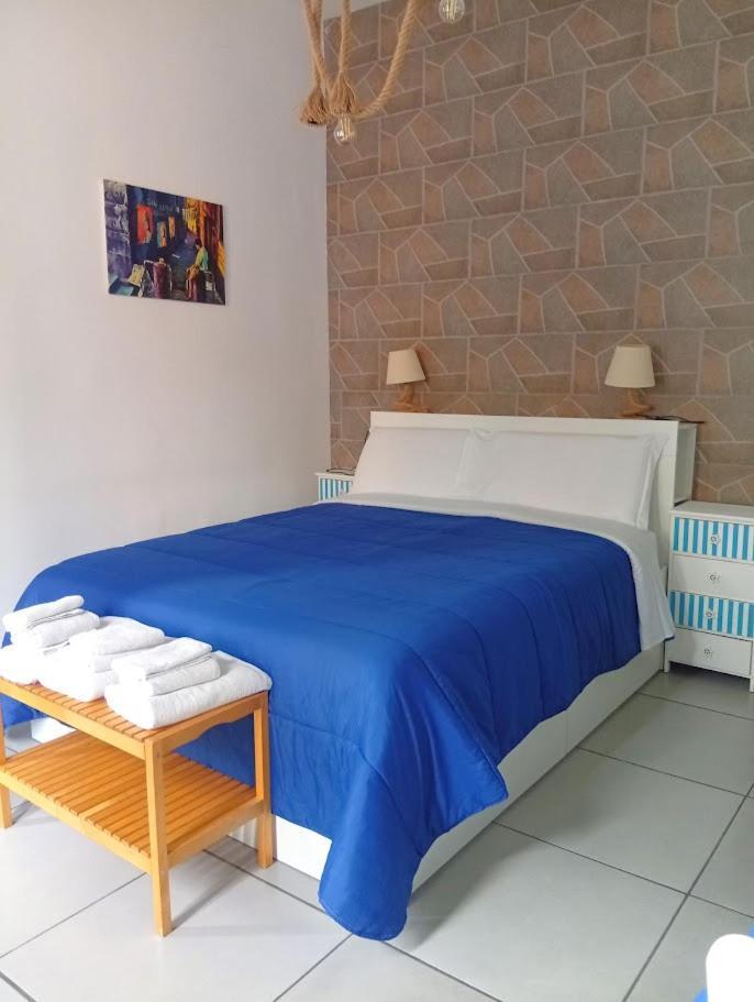 Megaride Santa Lucia Bed & Breakfast Naples Exterior photo