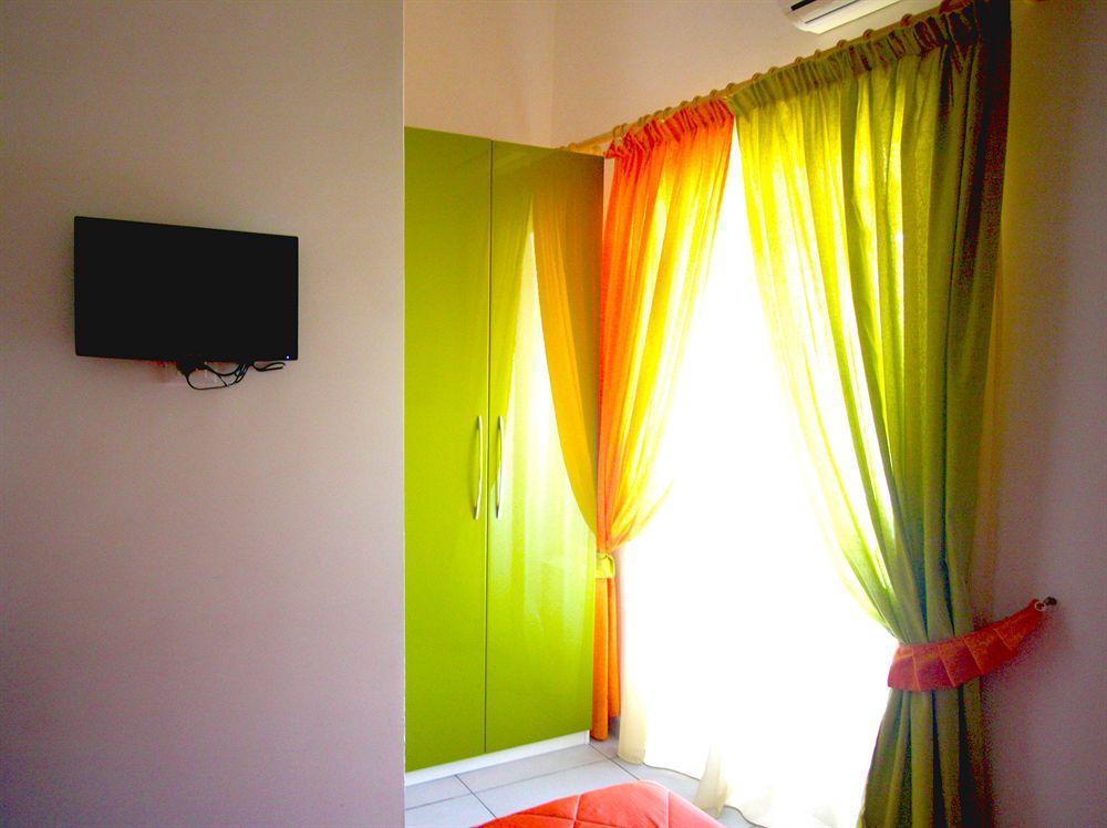 Megaride Santa Lucia Bed & Breakfast Naples Exterior photo