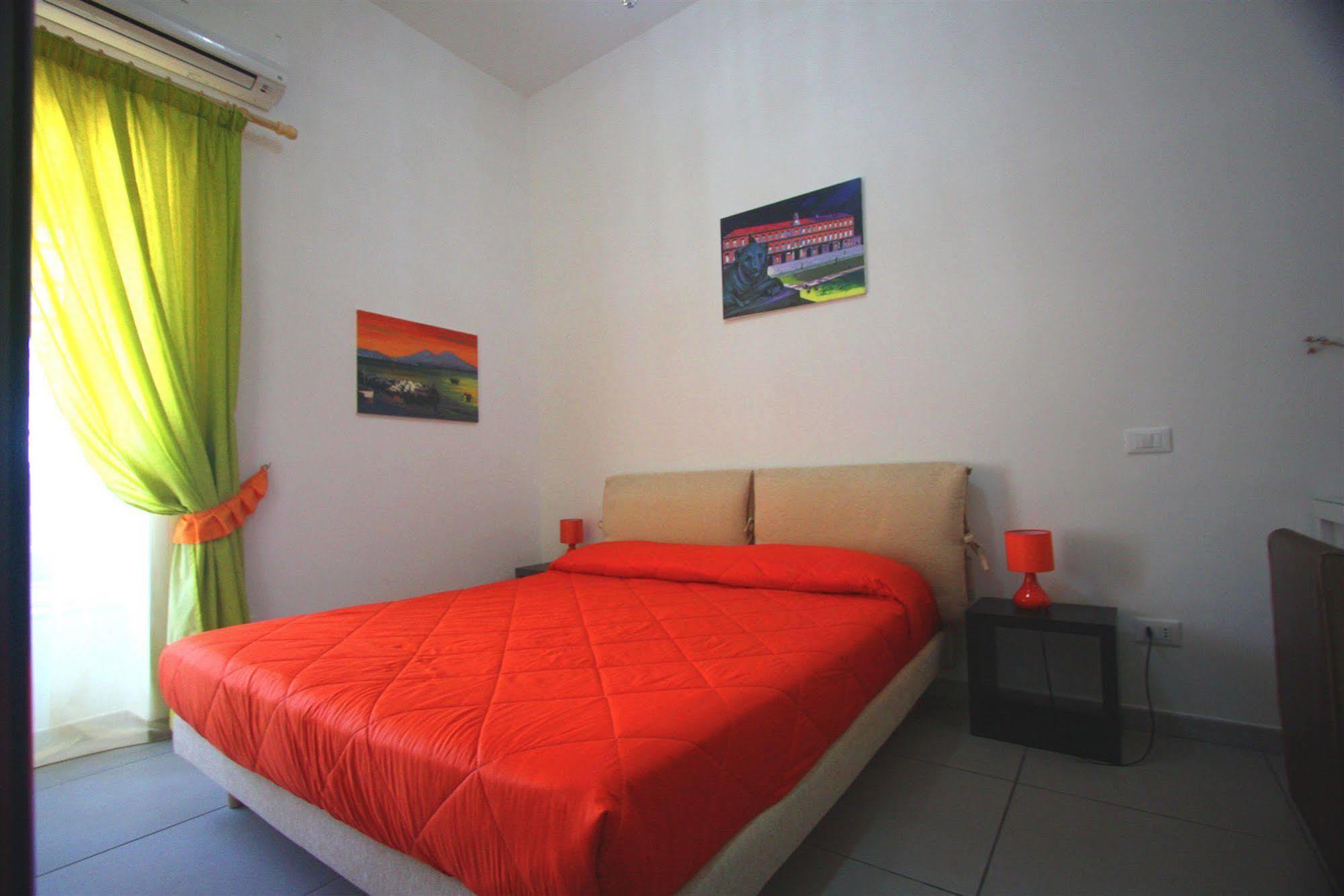 Megaride Santa Lucia Bed & Breakfast Naples Exterior photo